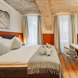 Kamer met een Queen Size Bed